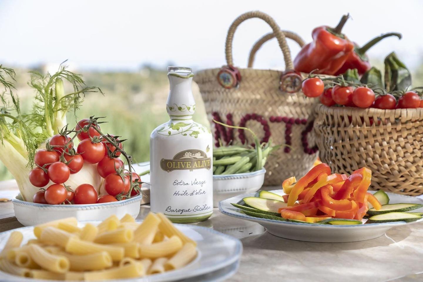 Tenuta Olive Alive Hotell Noto Exteriör bild